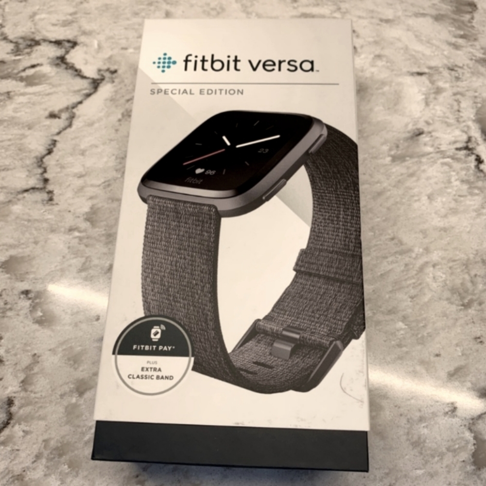 Fitbit Versa Special Edition